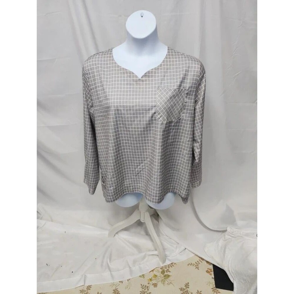 4X women's checked light weigth blouse summer ready